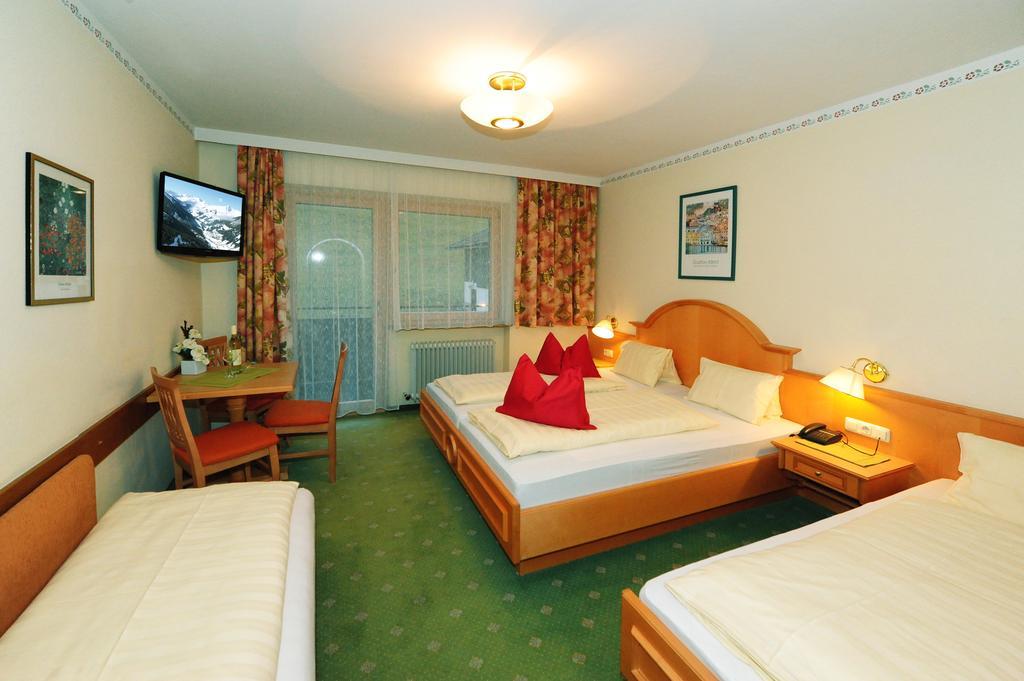 Ski In Ski Out Hotel Unterellmau Σάαλμπαχ-Χίντεργκλεμ Εξωτερικό φωτογραφία