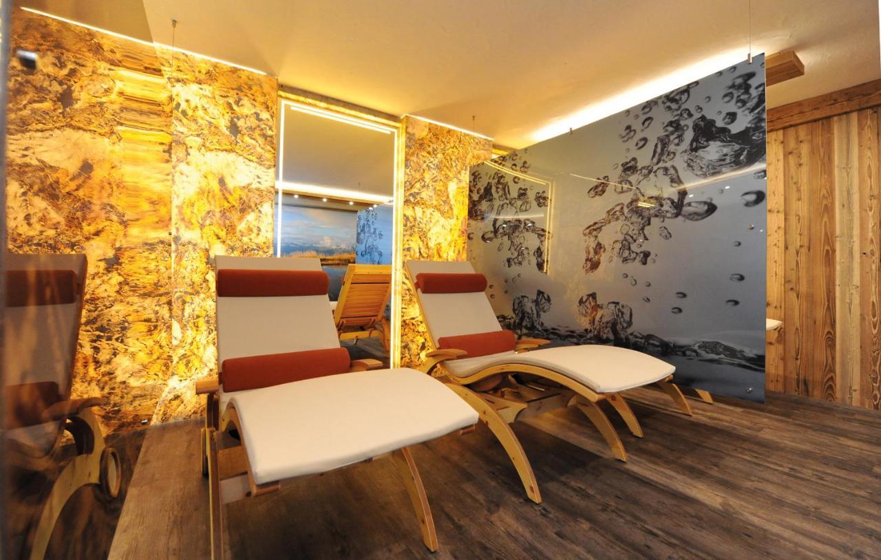 Ski In Ski Out Hotel Unterellmau Σάαλμπαχ-Χίντεργκλεμ Εξωτερικό φωτογραφία