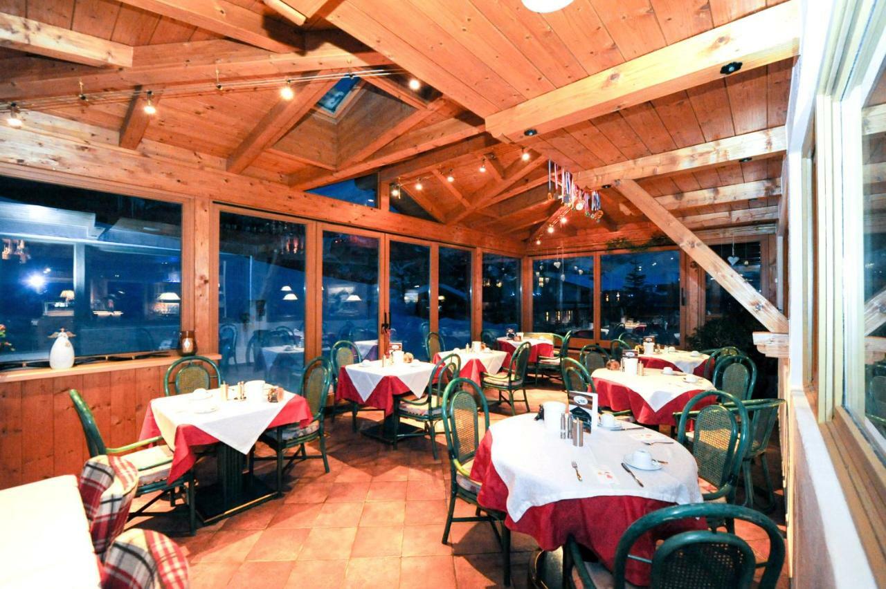 Ski In Ski Out Hotel Unterellmau Σάαλμπαχ-Χίντεργκλεμ Εξωτερικό φωτογραφία